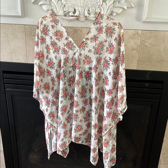 Vibrant Floral kimono - Picture 4 of 5